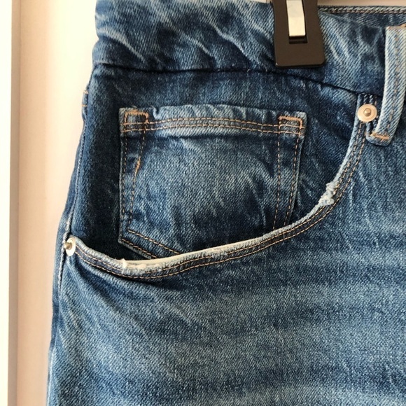 Good American Blue Straight Jeans 22 - Picture 13 of 16